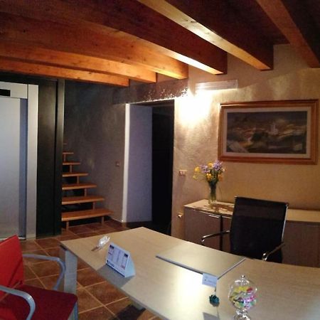 Bed and Breakfast La Casa Del Borgo Ittireddu Экстерьер фото