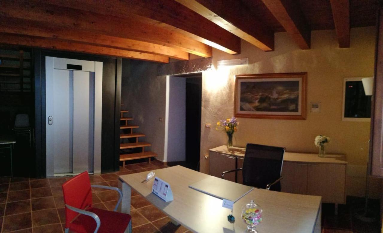 Bed and Breakfast La Casa Del Borgo Ittireddu Экстерьер фото